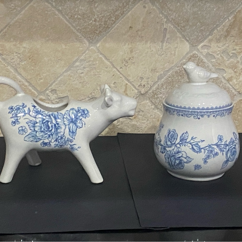 The Pioneer Woman Agatha Stoneware Sugar Bowl & Creamer Set Blue New in Box